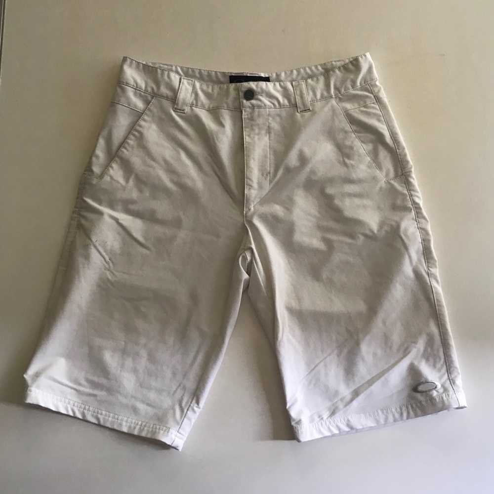 Men’s Oakley Golf Shorts